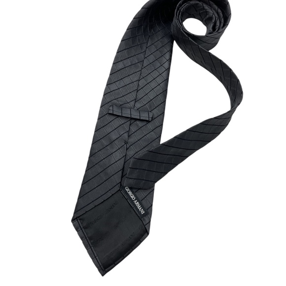 GIORGIO ARMANI BLACK TAG Gray/Black Tartan Silk LUXURY Tie HANDMADE ITALY - Picture 2 of 5